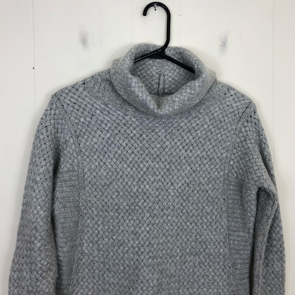 Alfred Sung Wool Blend Turtleneck Sz S - Picture 2 of 10